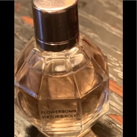 FLOWERBOMB MINI PARFUM-                                    BY VIKTOR AND ROLF - Picture 3 of 5